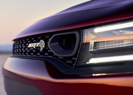 Dodge Charger 2019 5