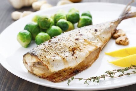 El consumo de pescado reduce el riesgo cardiovascular y de mortalidad en quienes tienen enfermedad vascular, pero no en la población general, según un reciente estudio