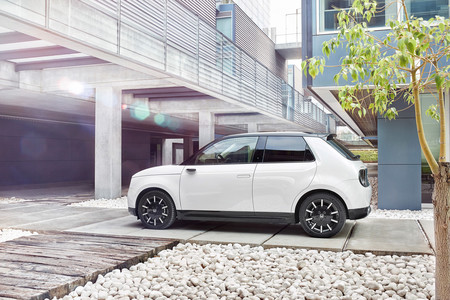 Honda e 2020 lateral trasera