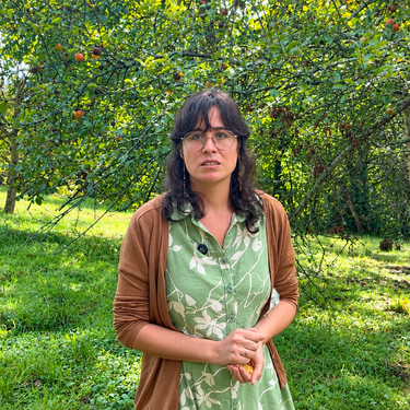 Arantxa, 34 años, vive en una aldea de Asturias con sus dos hijos y su marido: "Yo no quiero que mis hijos crezcan en un sitio donde hay miedo" 