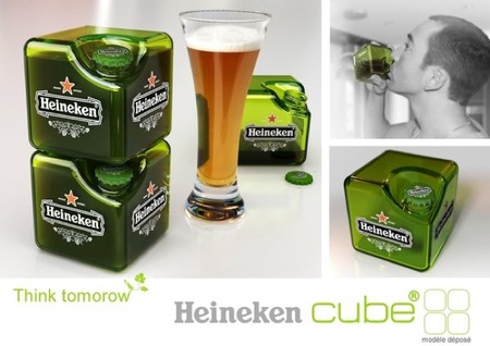 ¿Beberías cerveza de un botellín cúbico por ahorrar espacio?