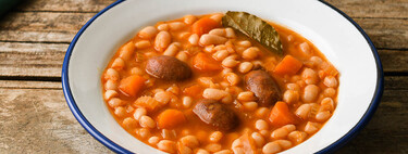 Receta de alubias blancas con chorizo, un plato tradicional de cuchara que siempre apetece