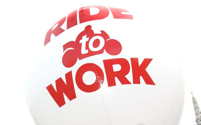 Dia mundial en moto hasta el trabajo