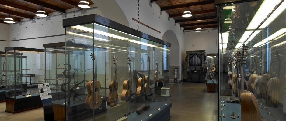 El Museo de los instrumentos, un recorrido por la historia de la música en el castillo Sforzesco de Milán