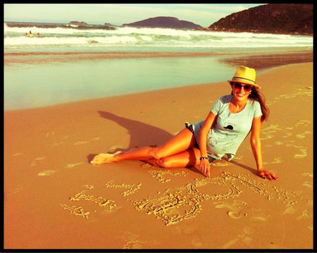 ¿A que no adivináis qué va a tener Alessandra Ambrosio?