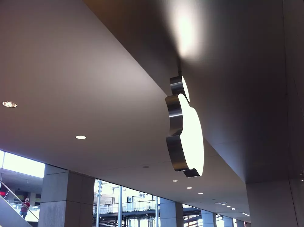 Foto de Inauguración Apple Store La Maquinista (34/93)