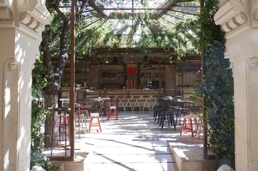 Un pequeño oasis en medio de Madrid: Manzana Mahou 330