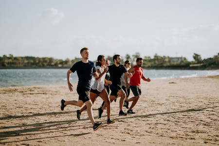 Los dolores más frecuentes en los runners novatos (y cómo hacerles frente)