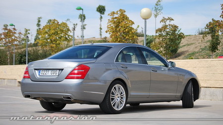 Mercedes-Benz S 400 BlueHYBRID