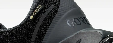 El outlet de Nike liquida sus zapatillas para caminar impermeables, perfectas cuando no para de llover