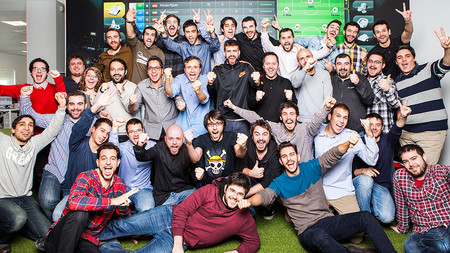 La empresa de videojuegos de Piqué no se queda