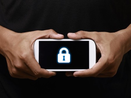 WhatsApp, Google y Apple rechazan la propuesta de Reino Unido de espiar chats cifrados