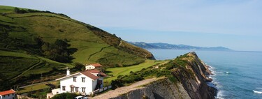 Ruta en autocaravana por la costa del País Vasco: qué ver entre Bilbao y Biarritz y áreas en las que se pernoctar