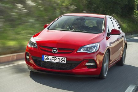 Opel Astra 2012