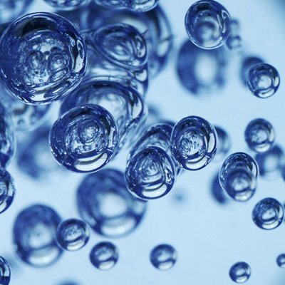 El mito de tomar 2 litros de agua al día