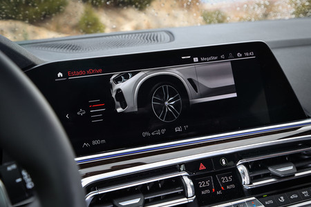 BMW X5 2019 pantalla central