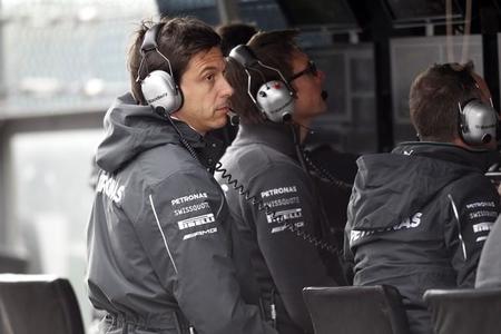 Toto Wolff pone orden en Mercedes