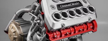 Mientras la industria de las motos va a lo seguro, esta marca italiana apuesta por un motor de cinco cilindros bestial inspirado en Volkswagen