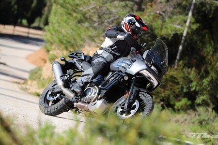 Harley Davidson Pan America 1250 2021 Prueba 004