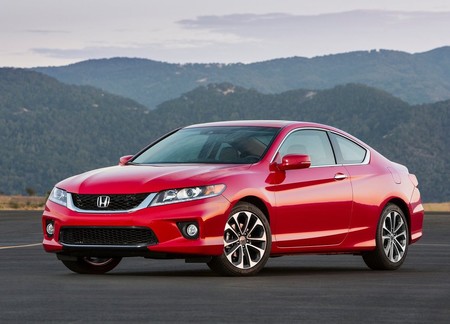 Los coupés y hatchback de tres puertas luchan por seguir adelante ¿Por qué?