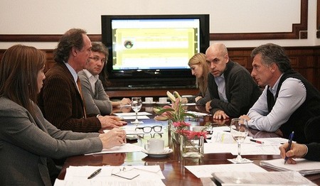 Compartir es cultivar buenas relaciones en el equipo de trabajo