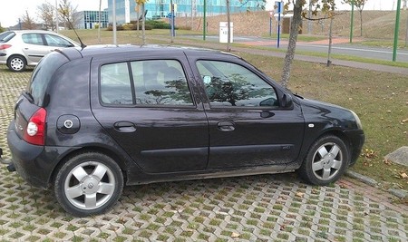 ¿Por qué maltratamos los coches de empresa?