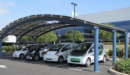 Puntos de recarga solares, una segunda vida para las baterías de los coches eléctricos