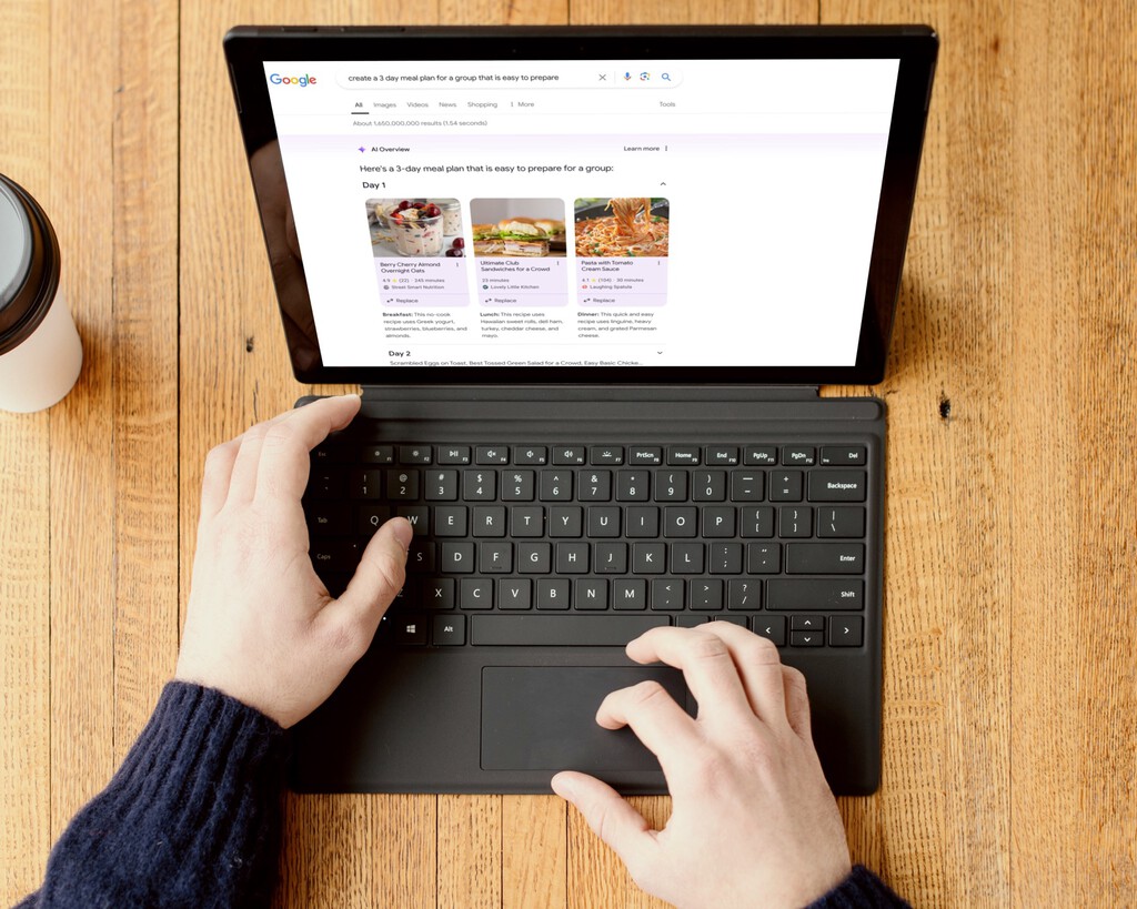 La IA generativa llega a los resultados de Google, que ahora quiere 