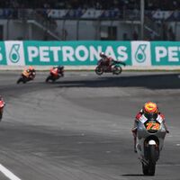 Taiyo Furusato se estrena en Moto3 en una carrera marcada por el accidente de Noah Dettwiler y José Antonio Rueda