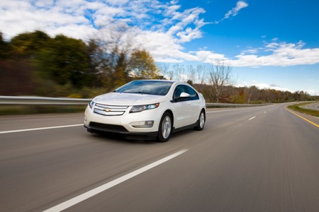 ¿Qué sí y que no hacer cuando ves un accidente en carretera?