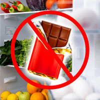 Profeco, expertos en consumo: "la humedad del refrigerador puede opacar el chocolate y favorecer la formación de una capa blanquecina"