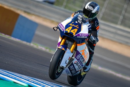 Arón Canet se luce en el segundo día de pretemporada de Moto2 en Jerez; Gabriel Rodrigo el más rápido en Moto3