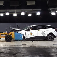 Mientras los europeos pierden estrellas en la última prueba de EuroNCAP, los coches chinos arrasan. MG 4 incluido