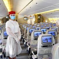 Emirates se blinda contra el Coronavirus y empieza a hacer test rápidos a pasajeros