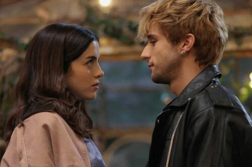 'Boulevard' es un cliché con patas y el fenómeno de Wattpad no es para mí, pero su banda sonora me ha hecho la experiencia más llevadera