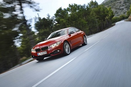 BMW 435i en movimiento