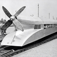 Em 1931, um engenheiro alemão construiu um trem com uma hélice de avião – ele quebrou um recorde mundial e acabou fracassando justamente por sua genialidade 