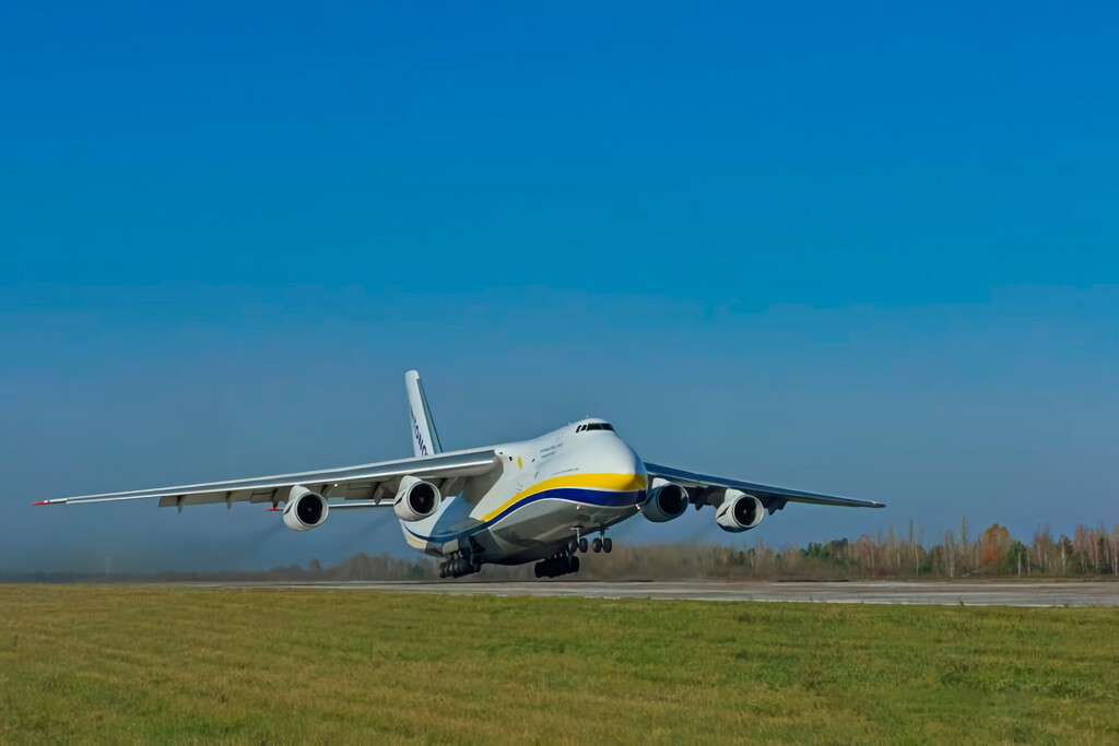 Europa lleva años apoyándose en Antonov para el transporte estratégico: ahora está buscando una alternativa con Airbus 
