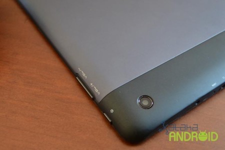 3Q Qoo RC1301C, botones y cámara trasera