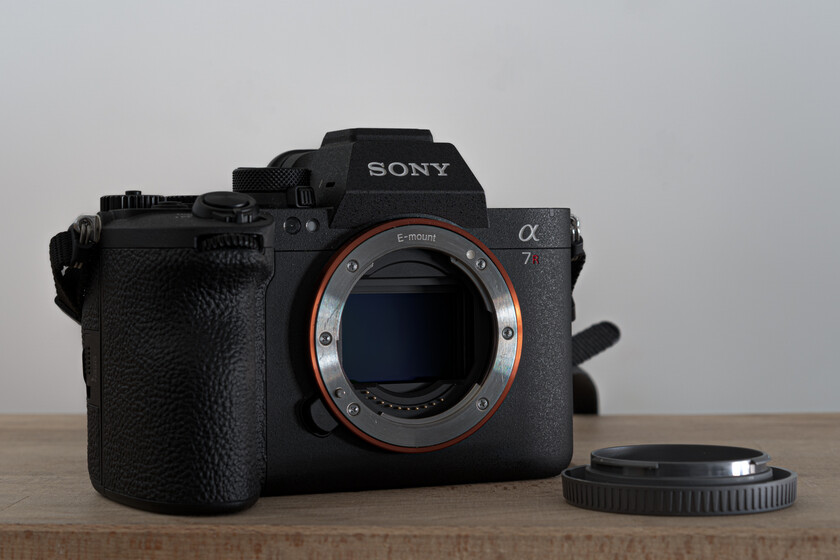 Sony A7R VI, análisis: una cámara impecable para estudio y calle