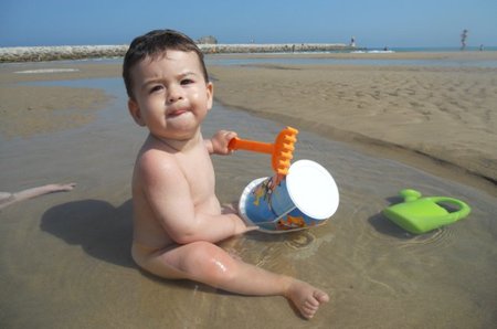 La foto de tu bebé: Saúl con su rastrillo