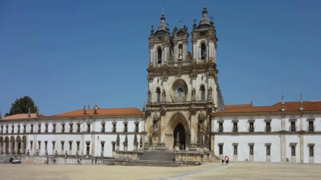 El Monasterio de Alcobaça, un Patrimonio de la Humanidad que debes visitar en Portugal