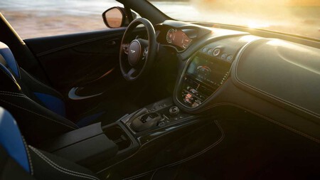 Aston Martin Dbx707 El Suv De Lujo Mas Potente Del Mundo 8