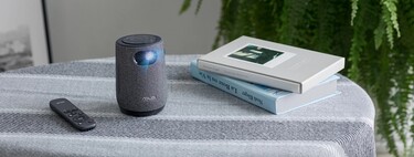 Parece una taza de café pero en realidad es el nuevo proyector portátil de Asus con altavoz y plataforma smart TV incorporados