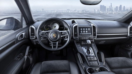 Porsche Cayenne Platinum Edition interior