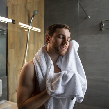 Lidl lanza un estante para ducha: no necesita taladros ni ventosas 