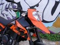 Prueba de la KTM 690 Supermoto (3/4)