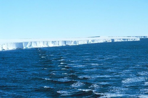 Este es uno de los desiertos más secos del mundo pero también el más frío (y es el mayor cuerpo de agua dulce)