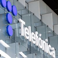 Telefónica ha pasado de 67.000 trabajadores en 1997 a 25.000 a día de hoy. Y su plan es claro: bajar aún más