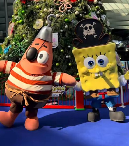 Dónde encontrar los árboles de Navidad de Bob Esponja y Snoopy en CDMX para tomarte muchas fotos